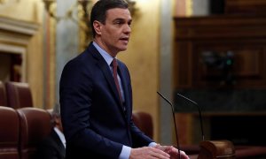 El presidente del Gobierno, Pedro Sánchez durante su intervención en el pleno del Congreso. / EFE - J.J. Guillén