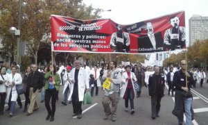 Imagen de archivo de las protestas de los sanitarios contra las privatizaciones sanitarias./ CAS