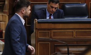 Pedro Sánchez y Gabriel Rufián en el Congreso