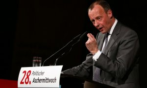 Friedrich Merz, de la Unión Demócrata Cristiana (CDU) de Alemania, habla durante el tradicional encuentro del partido del Miércoles de Ceniza en la ciudad de Apolda, en el estado de Turingia, Alemania. REUTERS/Christian Mang