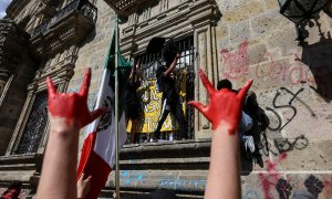 Manifestaciones en Jalisco por la muere de Giovanni López. REUTERS.