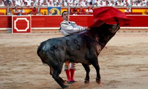 Un torero en el festival de San Fermín en Pamplona. Reuters/Susana Vera