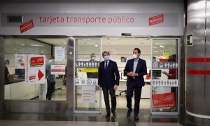 El vicepresidente de la Comunidad de Madrid, Ignacio Aguado,  junto al consejero de Transportes, Ángel Garrido. - EFE