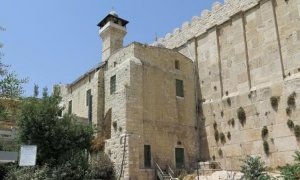 Mezquita Ibrahim, para los musulmanes, o Tumba de los Patriarcas para la tradición judía, en la ciudad vieja de Hebrón - EFE