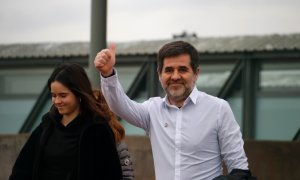 Pla mitjà de Jordi Sànchez sortint de la presó de Lledoners per gaudir d'un permís. Imatge del 25/01/2020 (horitzontal). Blanca Blay | ACN