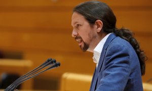 El vicepresidente segundo del Gobierno, Pablo Iglesias, interviene durante una sesión de control al gobierno en el Pleno del Senado en Madrid este martes. EFE/J.J. Guillén