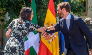 El presidente del Partido Popular, Pablo Casado, y la presidenta de Ciudadanos, Inés Arrimadas. - EFE