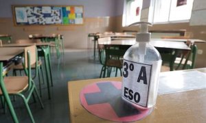 Un aula vacía de un colegio de Valladolid / EFE