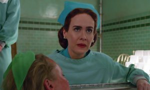 Sarah Paulson en 'Ratched', de Ryan Murphy. / NETFLIX