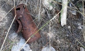 Restes de la Guerra Civil que es troben a la zona afecta pel projecte de parc eòlic. ACN