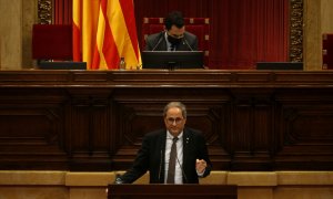 El president Torra, en un moment de la seva intervenció al Parlament. GUILLEM ROSET / ACN