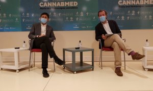 Presentación de CANABMED, Óscar Pares y Guillermo Baguería. / SANTIAGO F. REVIEJO