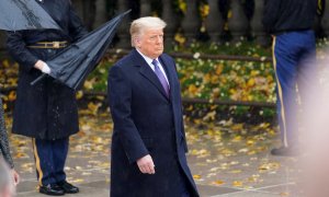 El presidente de los EEUU, Donald J. Trump, después de que él y la primera dama Melania Trump participaron en la celebración del Día Nacional de los Veteranos.