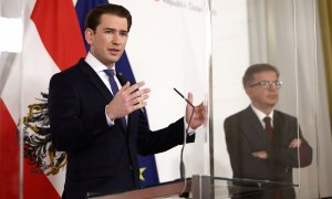 El canciller Sebastian Kurz durante su rueda de prensa anunciando el confinamiento.