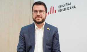 El candidat d'Esquerra Republicana, Pere Aragonès, durant l'entrevista realitzada a la seu nacional del partit a Barcelona.