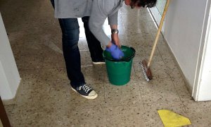 23-03-2017. Más de medio millón de personas, la mayoría mujeres, se ganan la vida en el precarizado sector de las tareas domésticas. - PxHere