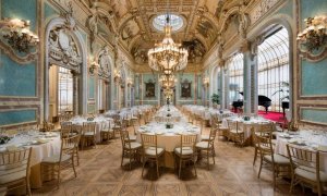 La boda en la que los invitados no llevaban mascarillas se celebró en el Casino de Madrid.