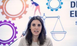 La ministra de Igualdad, Irene Montero, asiste a la presentación del ciclo formativo "Por la igualdad de las mujeres en el ámbito laboral, servicios jurídicos y normativa" que organiza CCOO con motivo del 8M, este jueves en Madrid.