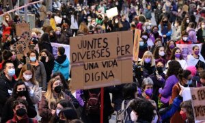 Aspecte de la concentració estàtica del 8-M a Barcelona.