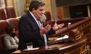 18/02/2021.- El ministro de Inclusión, Seguridad Social y Migraciones, José Luis Escrivá, interviene durante una sesión plenaria en el Congreso de los Diputados. E. Parra. POOL / Europa Press