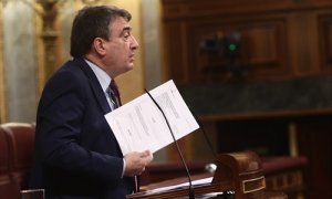 El portavoz parlamentario del PNV, Aitor Esteban, interviene durante una sesión de Control al Gobierno en el Congreso de los Diputados, en Madrid, (España), a 17 de marzo de 2021.