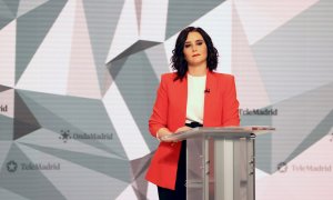 La candidata del Partido Popular a la presidencia de la Comunidad de Madrid, Isabel Díaz Ayuso, durante el debate electoral que los seis líderes de los principales partidos políticos madrileños celebran en los estudios de Telemadrid. EFE/Juanjo Martín.