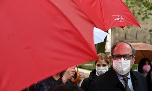 Ángel Gabilondo durante un acto electoral en la localidad de Alcalá de Henares este jueves.