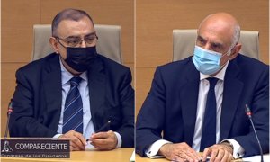 El comisario del Cuerpo Nacional de Policía y exjefe de la Unidad Central de Apoyo Operativo (UCAO), Enrique García Castaño, y el excomisario del Cuerpo Nacional de Policía Enrique Barón, en su comparecencia en la Comisión Kitchen, en el Congreso de los D