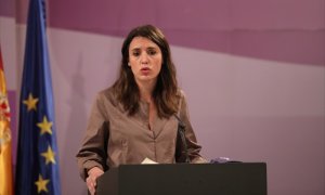 La ministra de Igualdad, Irene Montero, durante una rueda de prensa en la sede ministerial, a 21 de abril de 2021, en Madrid (España).