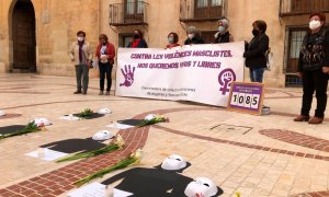 Concentración en Elche contra la violencia machista.