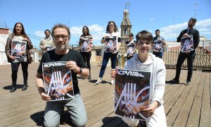 Participants en el mural musical dels 50 anys d'ACPV.