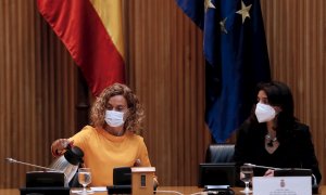 17/05/2021.- La presidenta del Congreso, Meritxell Batet (i), preside la jornada "El Estado Abierto", que se celebra este lunes en el Congreso con motivo de la semana de la administración abierta, en la que también participa la presidenta del Senado, Pila