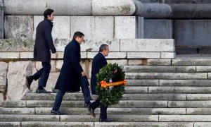 Familiares de Franco, a su llegada al Valle de los Caídos.