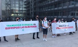 Acto de Anticapitalistas contra el 'tarifazo'.