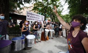 Concentración convocada este martes para evitar que se borre el mural dedicado a seis mujeres del distrito de Villa de Vallecas.