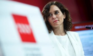 La presidenta de la Comunidad de Madrid, Isabel Díaz Ayuso, durante la rueda de prensa ofrecida al término de la reunión del Consejo de Gobierno  en la Real Casa de Correos. EFE/David Fernández