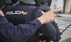 Agentes de Policía Nacional