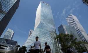 Vista del edificio donde tiene su sede central China Evergrande Group, en la ciudad de Shenzhen (en la provincia de Guangdong). REUTERS/Aly Song