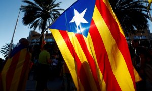 Una estelada en una manifestación de octubre de 2019 por la libertad de los políticos independentistas presos. REUTERS/Sergio Perez