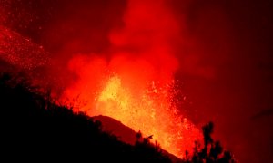 Perspectiva del volcán desde el municipio de El Paso, en La Palma, a 30 de septiembre de 2021.