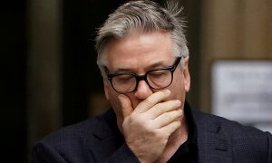 23/10/2021 El actor Alec Baldwin abandona el juzgado de Manhattan, en Nueva York, el 23 de enero de 2019