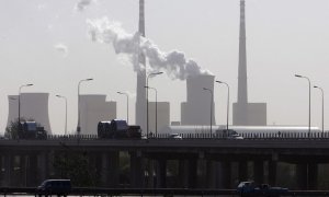 Fotografía de archivo de una planta de energía en Pekín.