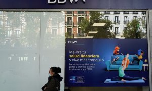 Una oficina del banco BBVA en Madrid. REUTERS/Juan Medina