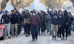 Los trabajadores del sector del metal se manifiestan por las calles de Cádiz durante la séptima jornada de huelga a 22 de noviembre de 2021.