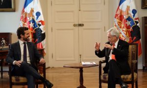 El líder del PP, Pablo Casado, durante su encuentro en Chile con el presidente saliente Sebastián Piñera.