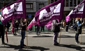 Manifestantes del sindicato ELA