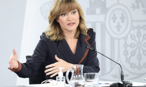 La ministra de Educación y Formación Profesional, Pilar Alegría, comparece tras una reunión extraordinaria del CISNS, junto a la Conferencia Sectorial de Educación y la Conferencia General de Política Universitaria, en La Moncloa, a 4 de enero de 2022, en