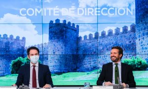 El secretario general del PP, Teo García Egea, junto al presidente nacional, Pablo Casado, durante el Comité de Dirección celebrado en Génova este miércoles.