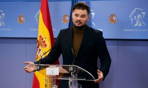 21/12/2021. - El portavoz de ERC en el Congreso, Gabriel Rufián, en una rueda de prensa anterior a una Junta de Portavoces en el Congreso de los Diputados, a 21 de diciembre de 2021, en Madrid, (España). A. Pérez Meca / Europa Press