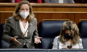 La vicepresidenta primera y ministra de Asuntos Económicos y Transformación Digital, Nadia Calviño, durante su intervención en la sesión de control al Gobierno este miércoles en el Congreso de los diputados.